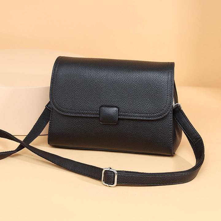 Kimmy | Women’s shoulder bag with structured design and adjustable strap