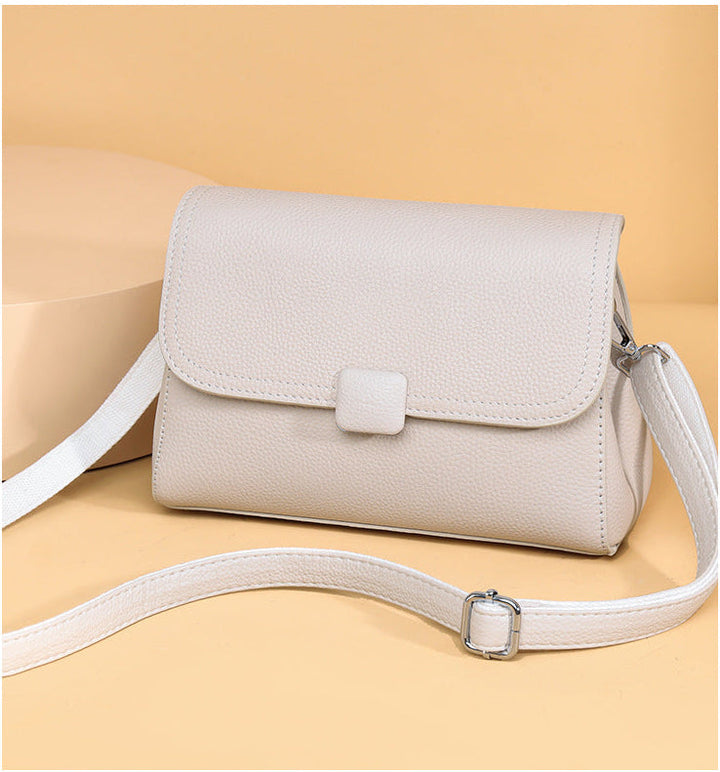 Kimmy | Women’s shoulder bag with structured design and adjustable strap