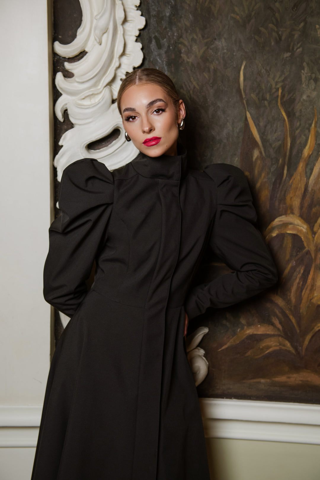Yasmin | Women’s single-breasted A-line trench coat with balloon sleeves