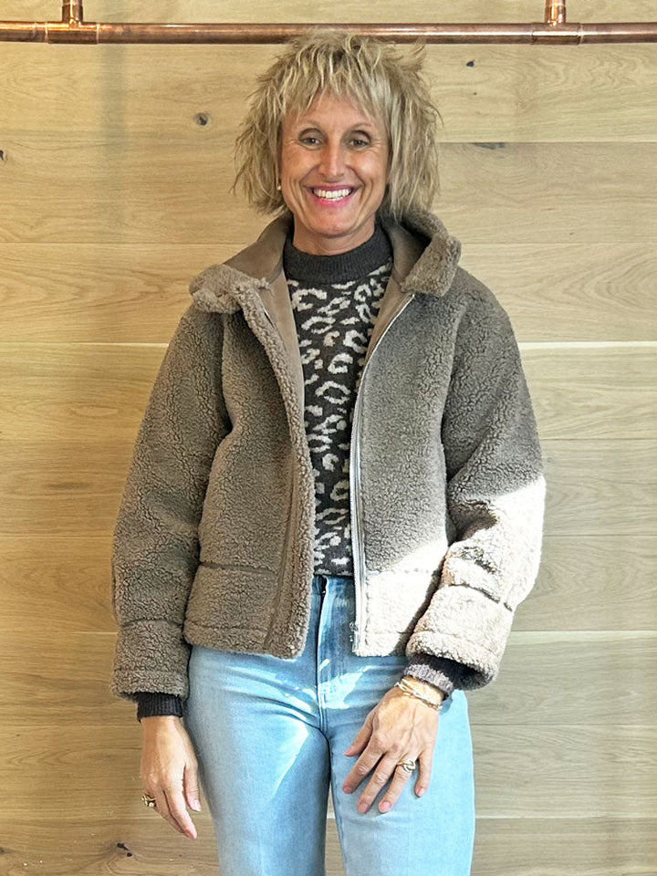 Felicia | Women’s short faux-shearling hooded jacket