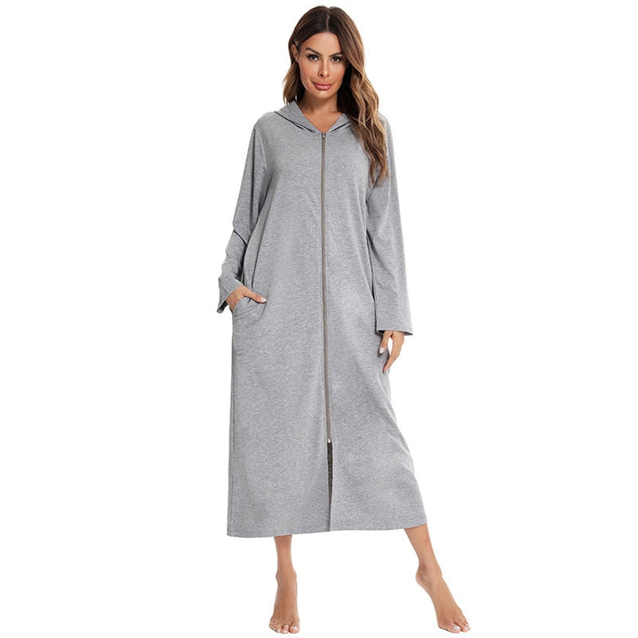 Lena | Women’s long bathrobe with hood, zipper closure and side pockets