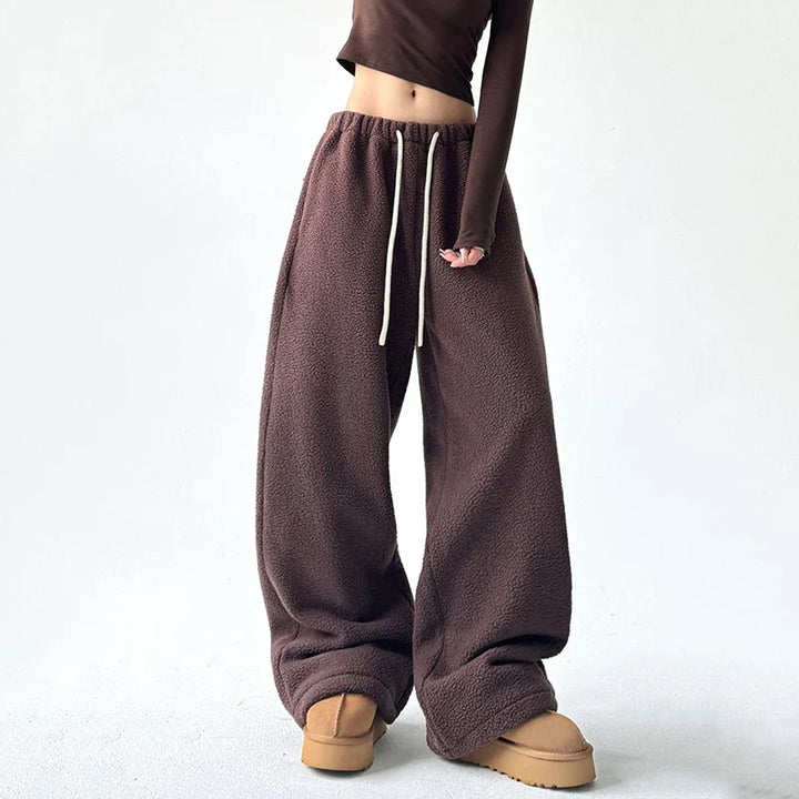 Mina | Women’s relaxed sweatpants with drawstring waist