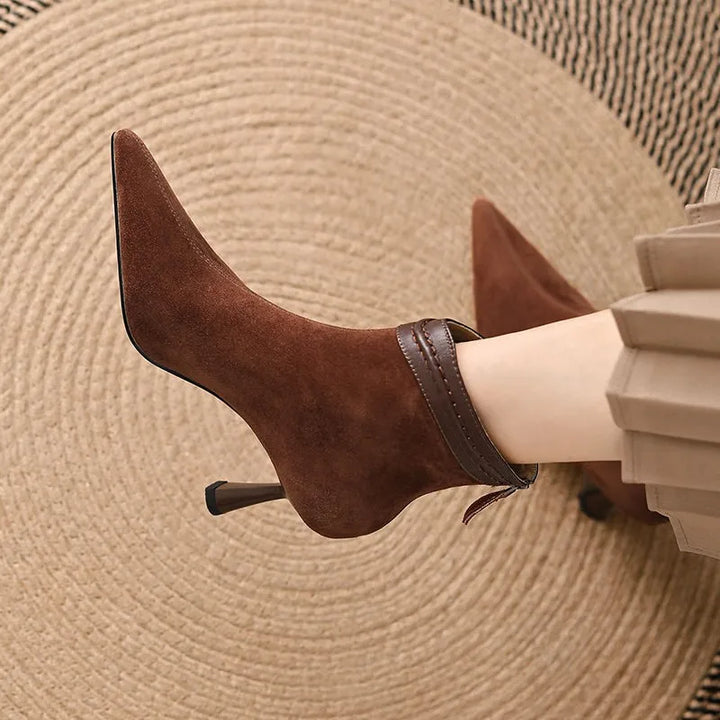 Laura | Women’s stiletto ankle boots with pointed toe and back-zip closure