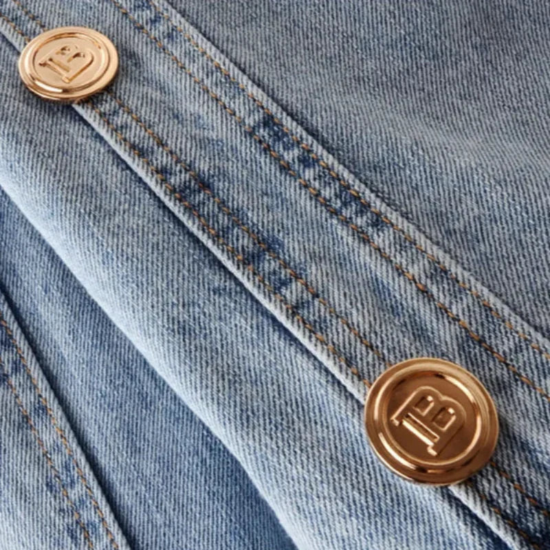 Leclat | Women's classic denim jacket with timeless fit and versatile style