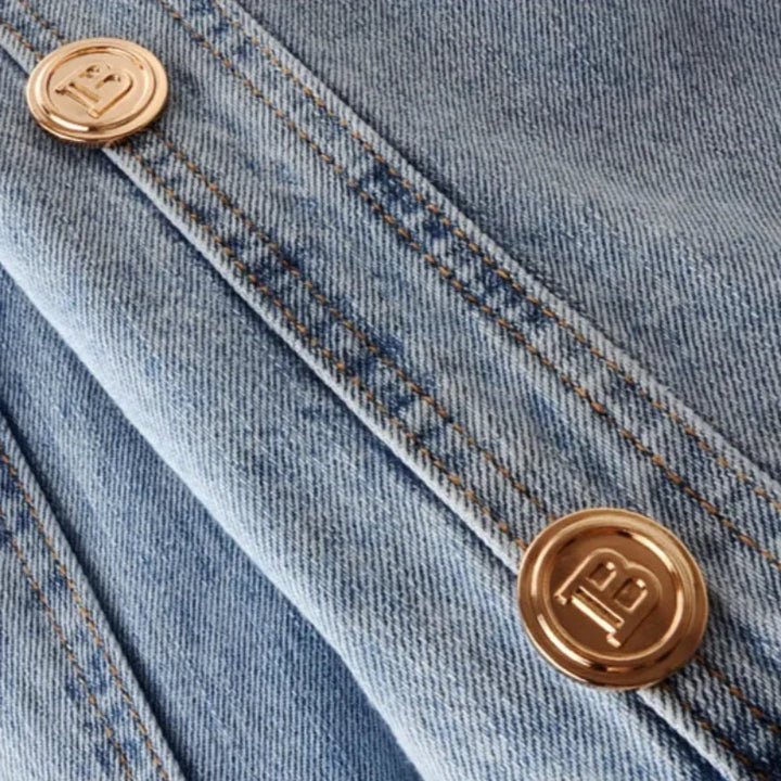 Leclat | Women's classic denim jacket with timeless fit and versatile style