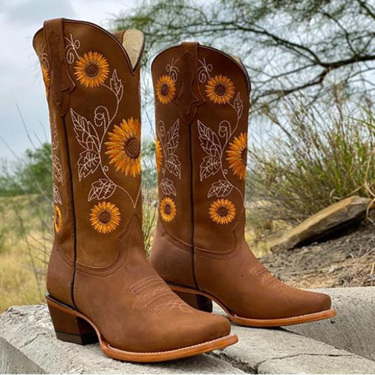 Sutton | Women's floral embroidered western boots