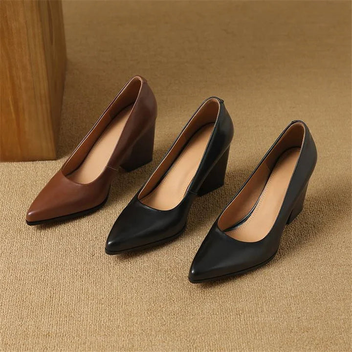 Veronica | Women’s pointed-toe block heel pumps with classic finish