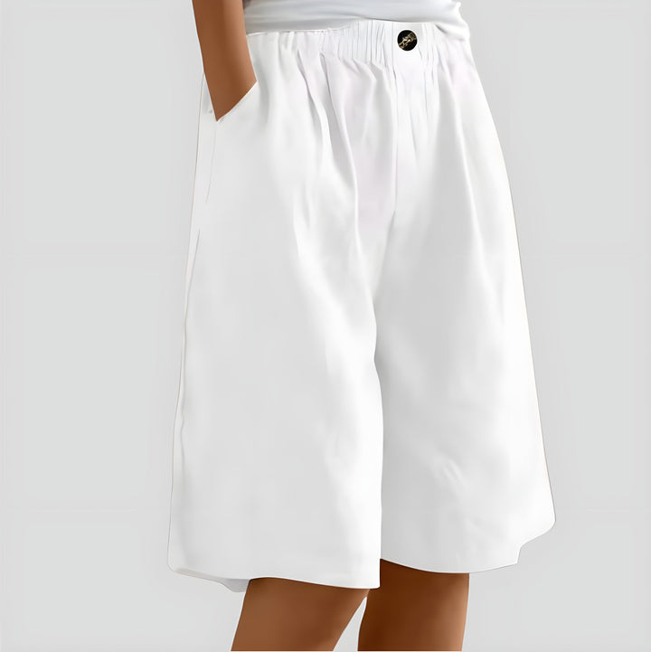 Alia | Wide-leg linen shorts with stretch waistband