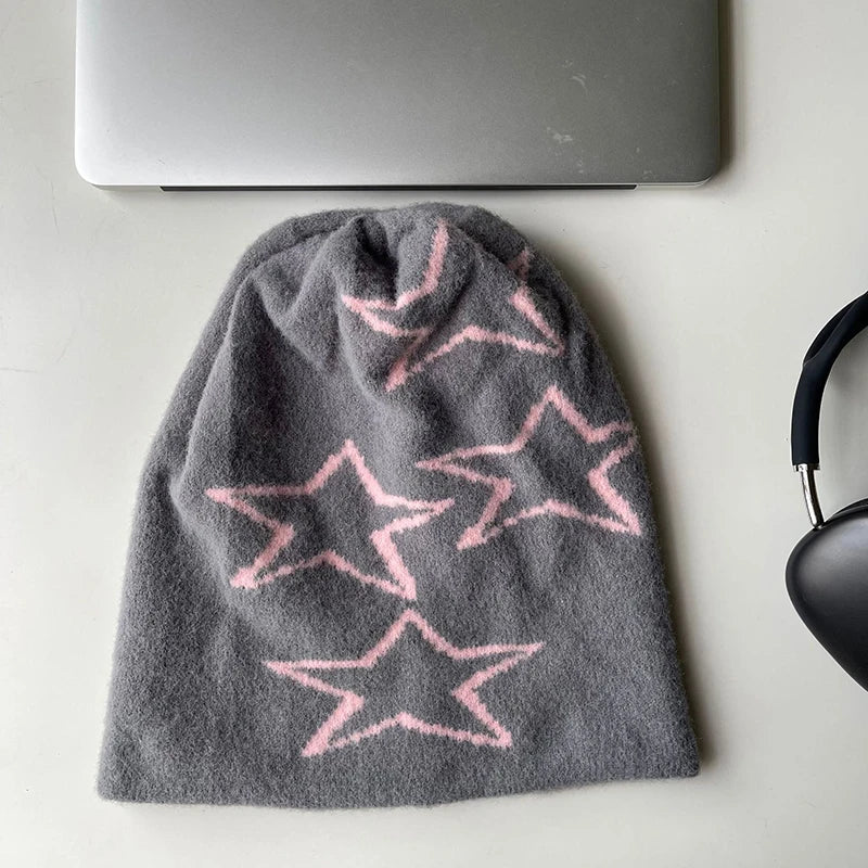 Sai | Women’s beanie hat with bold star pattern
