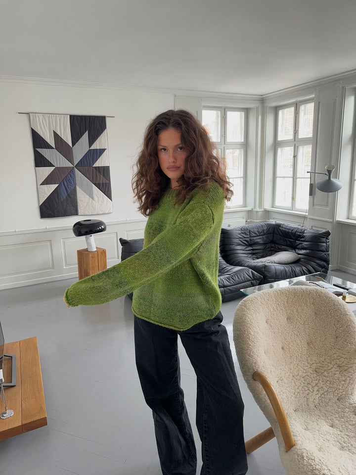 Isla | Women’s knit sweater with multicolored design