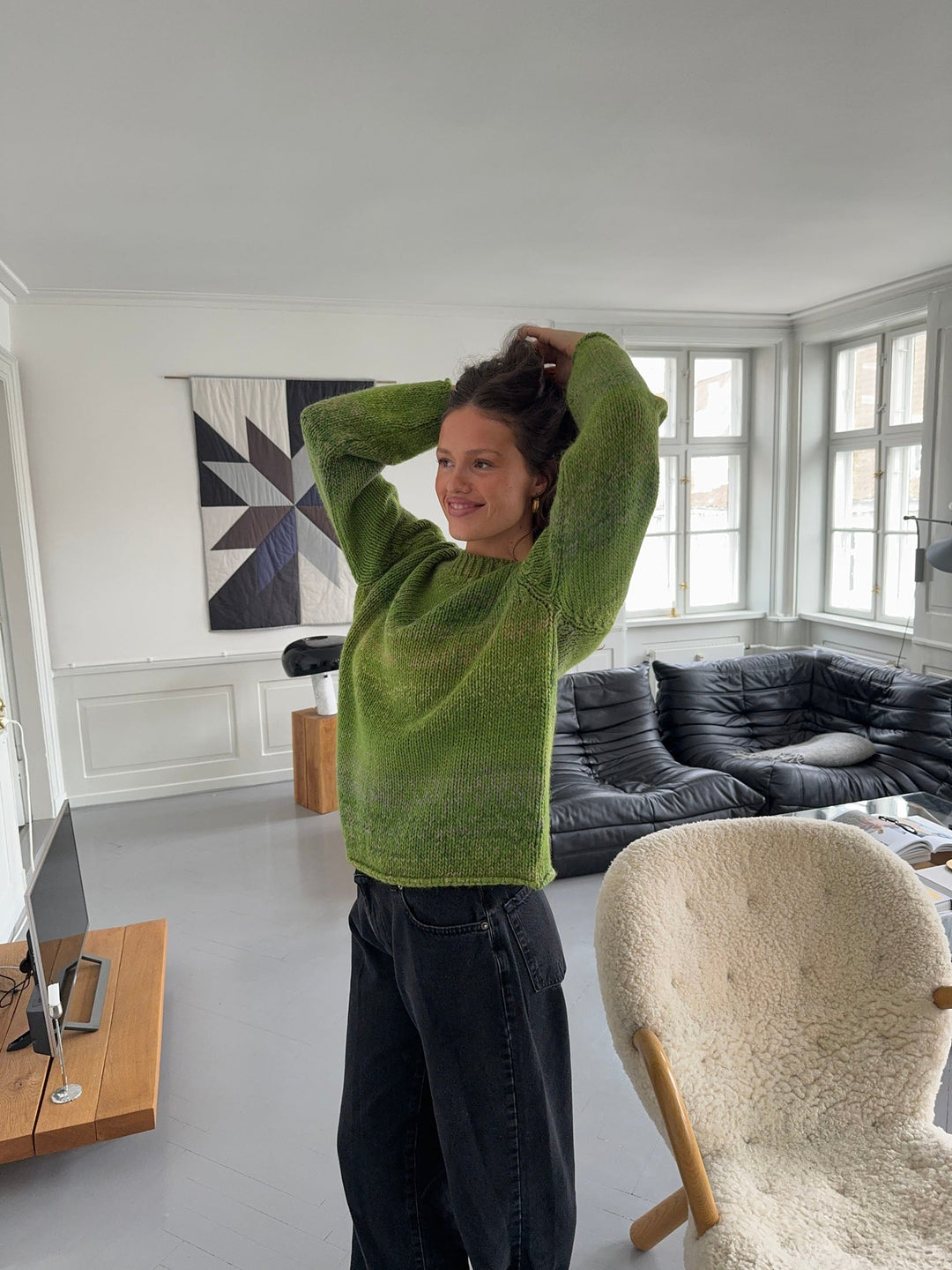 Isla | Women’s knit sweater with multicolored design