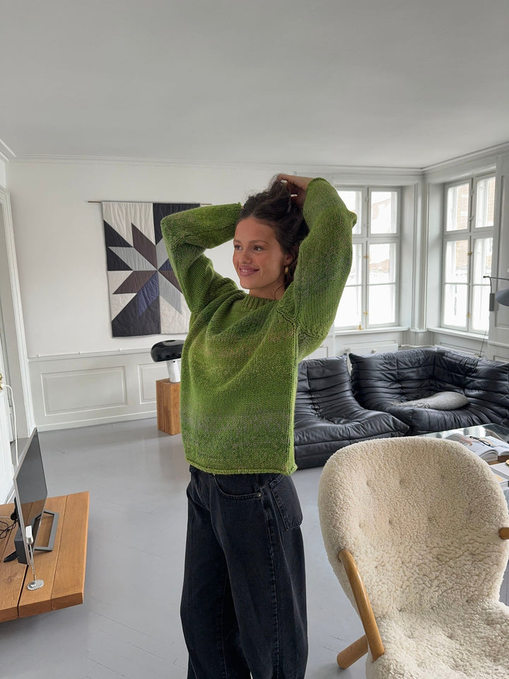 Isla | Women’s knit sweater with multicolored design