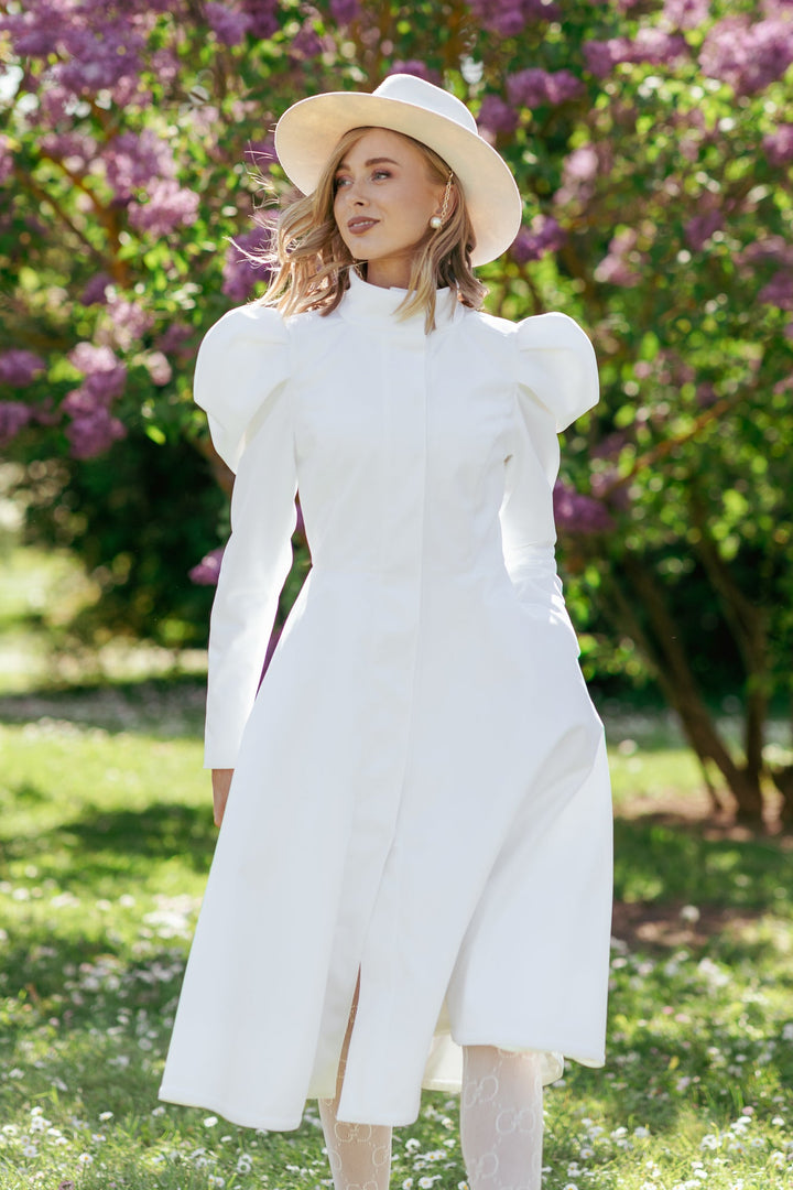 Lovey | Women’s single-breasted A-line coat with balloon sleeves