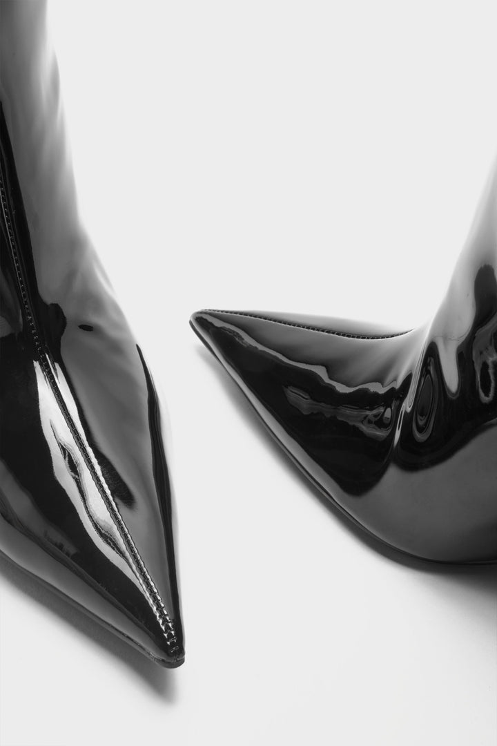 Analyn | Women’s pointed-toe over-the-knee stiletto boots in patent finish