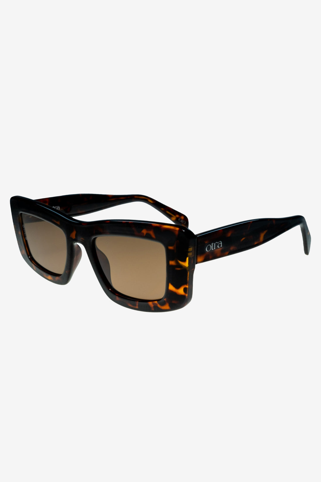 Marsha | Women’s chunky cat-eye sunglasses with brown-tinted lenses