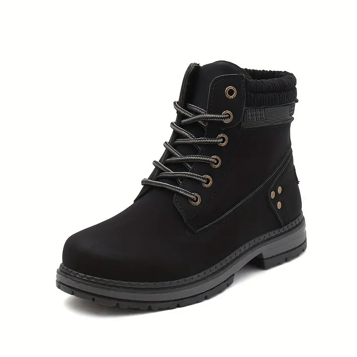 Tracy | Women’s walking boots with modern lace-up design and versatile profile