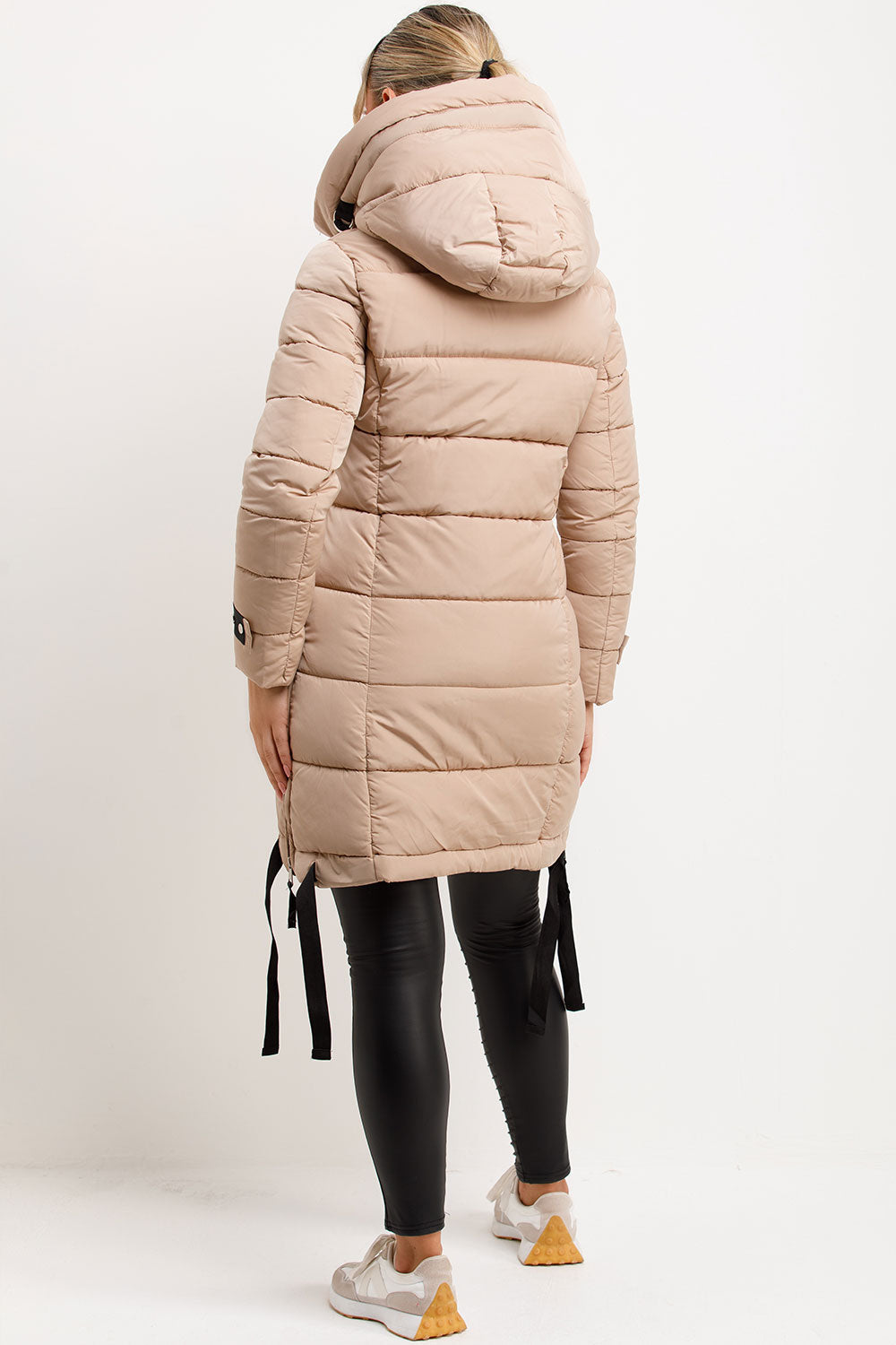 Mylenna | Women’s long puffer coat with hood and side straps