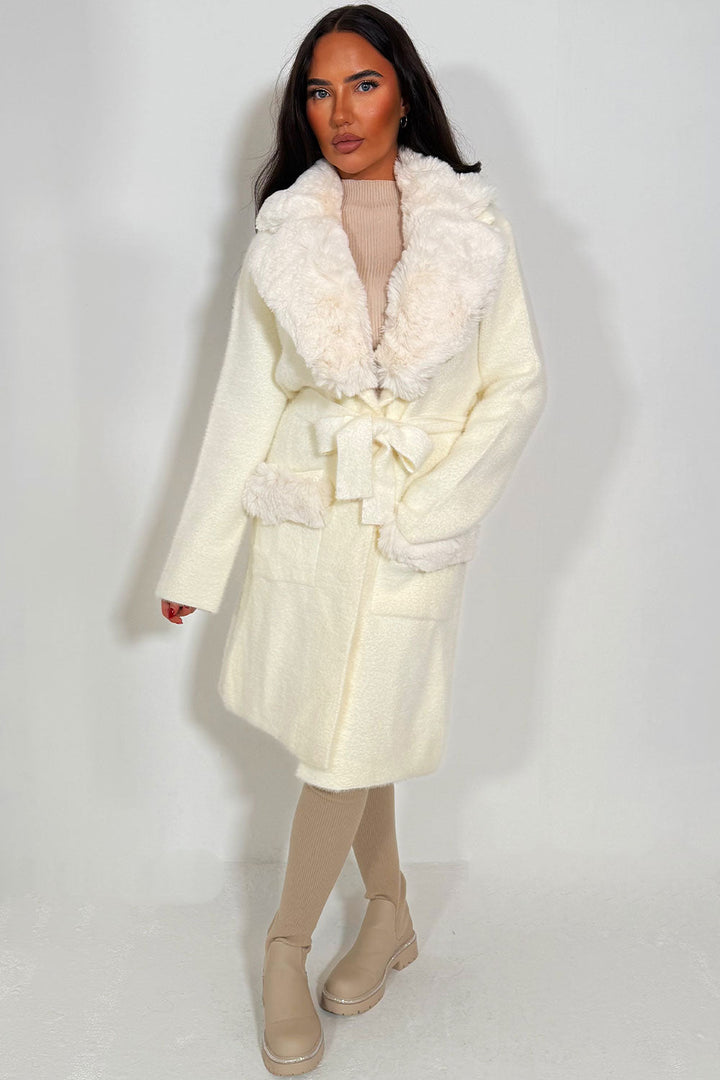 Rosetta | Women’s belted coat with faux fur collar