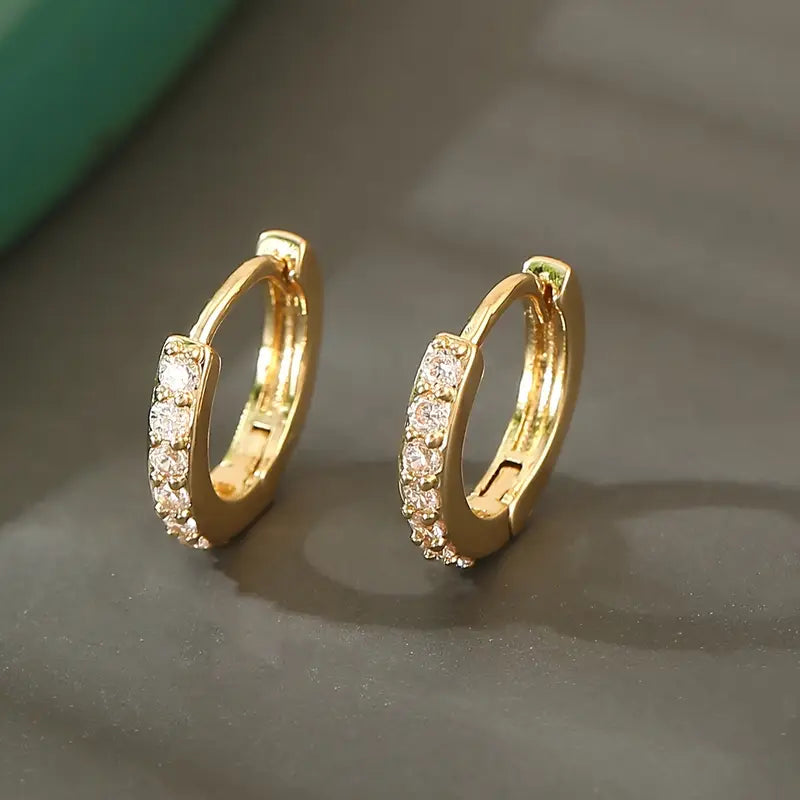 Bianca | Women’s hoop earrings with emerald accents and golden finish