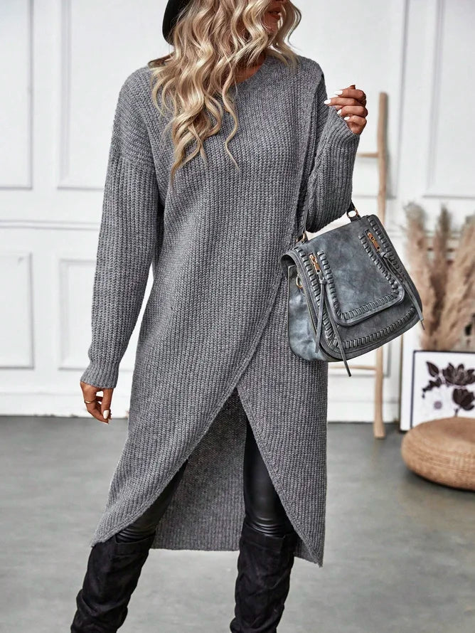 Diana | Women’s knitted sweater with solid design and relaxed silhouette