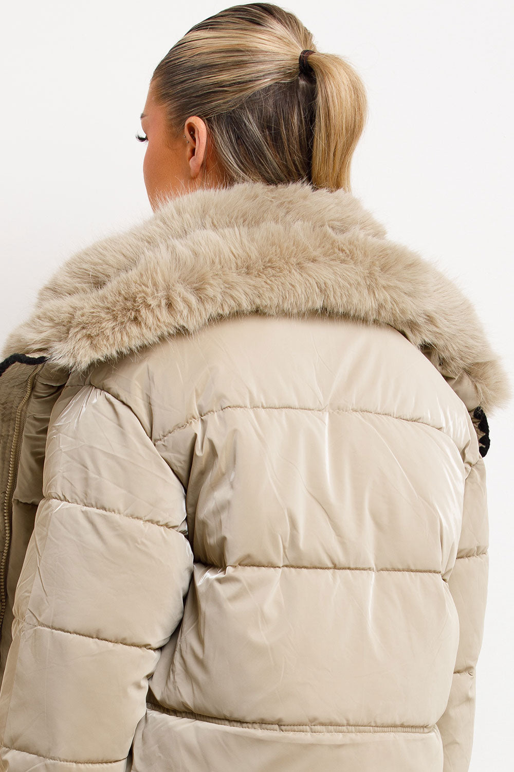 Nayelis | Women’s faux fur collar and trim puffer jacket