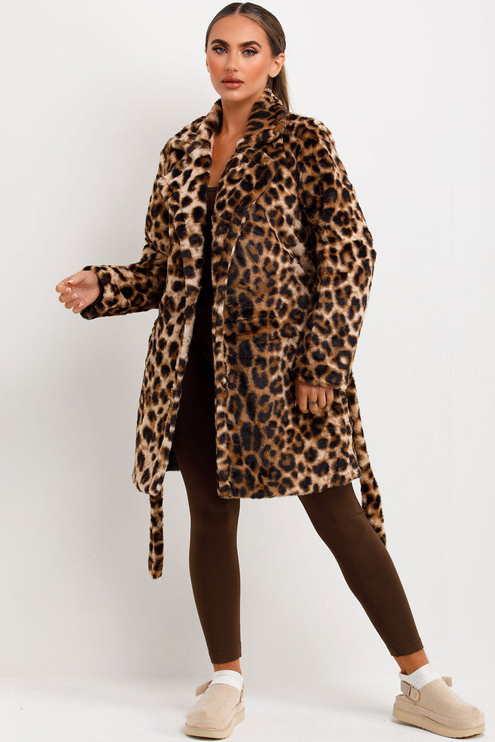 Islyn | Women’s faux fur coat with belt and lapel collar