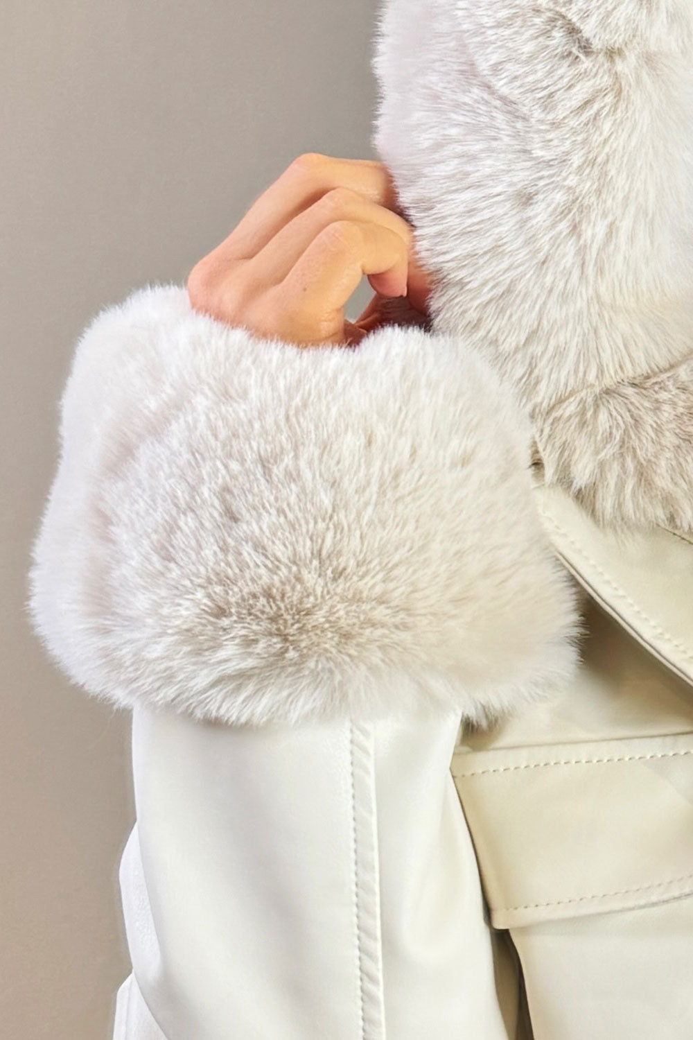 Madalynn | Women’s faux fur bomber jacket with detachable trim