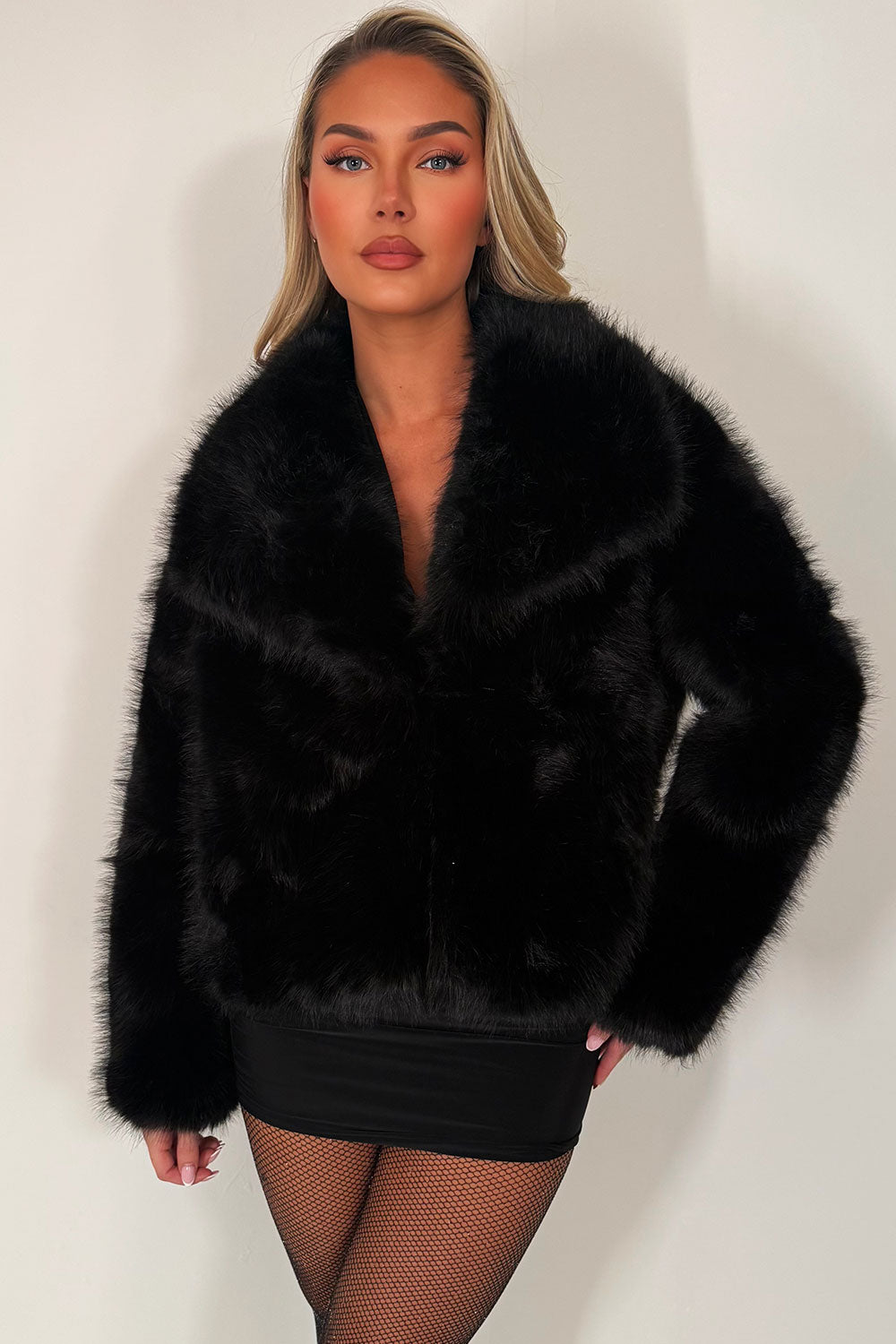 Analia | Women’s collared faux fur jacket