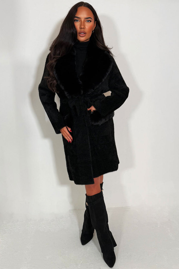 Kesslyn | Women’s belted coat with faux fur collar