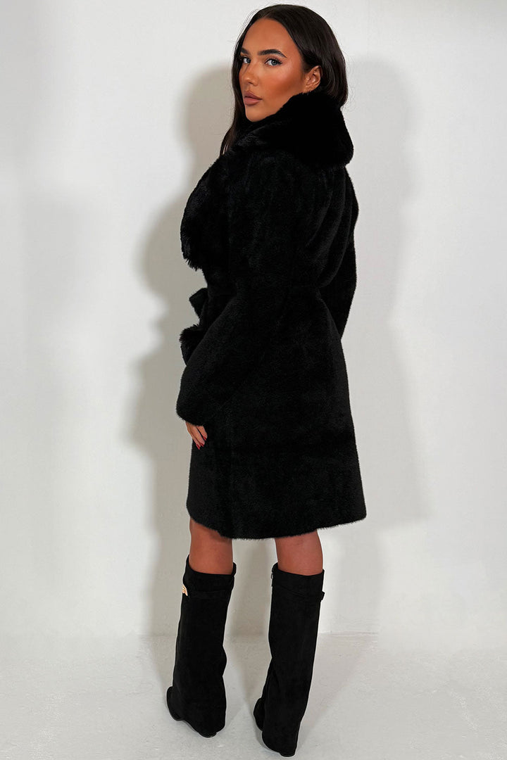 Kesslyn | Women’s belted coat with faux fur collar