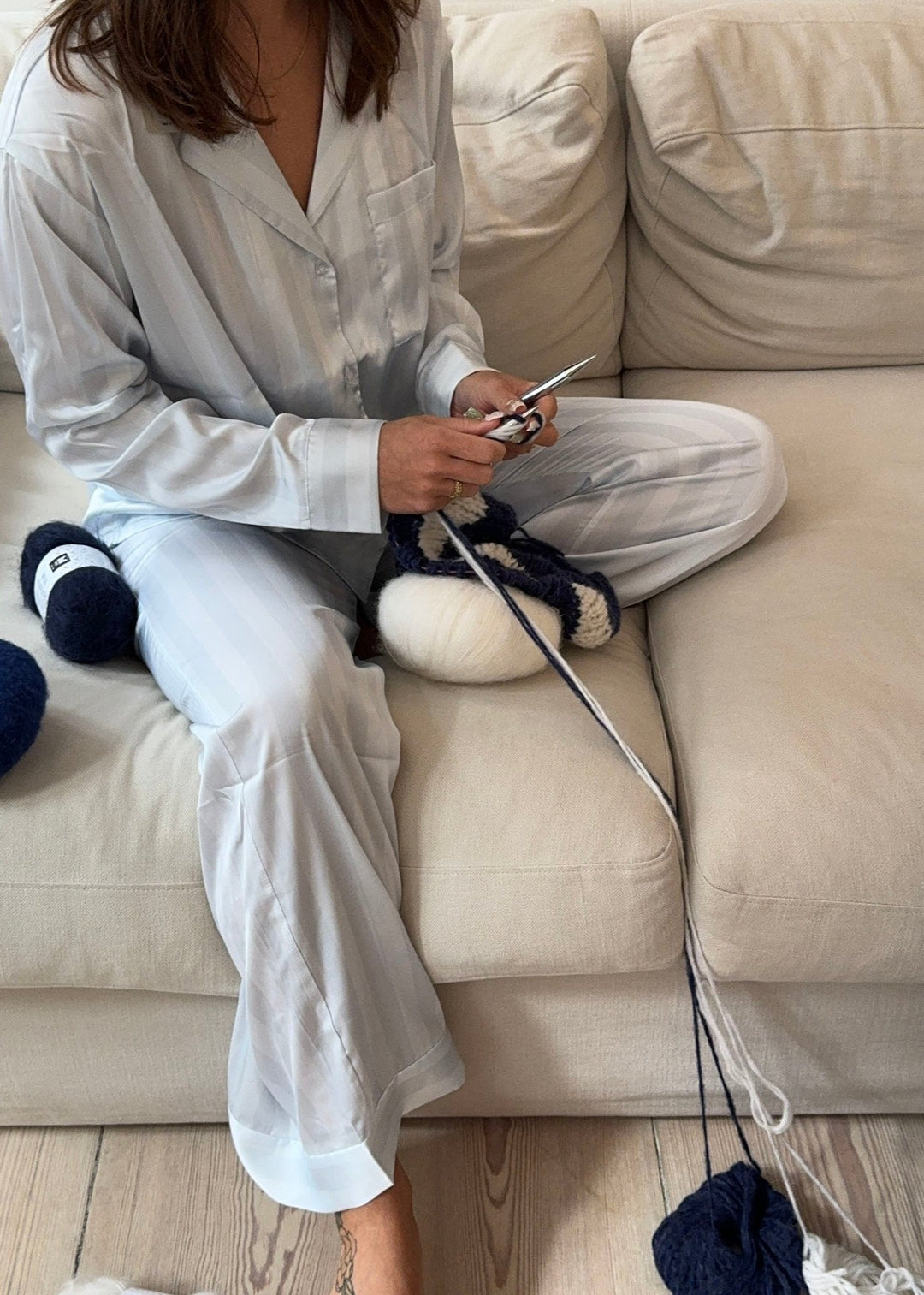 Aurora | Women’s knit sweater with boat neck design