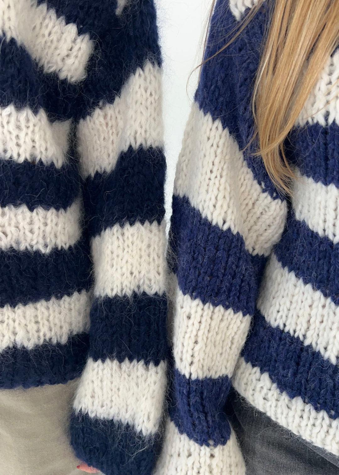 Aurora | Women’s knit sweater with boat neck design