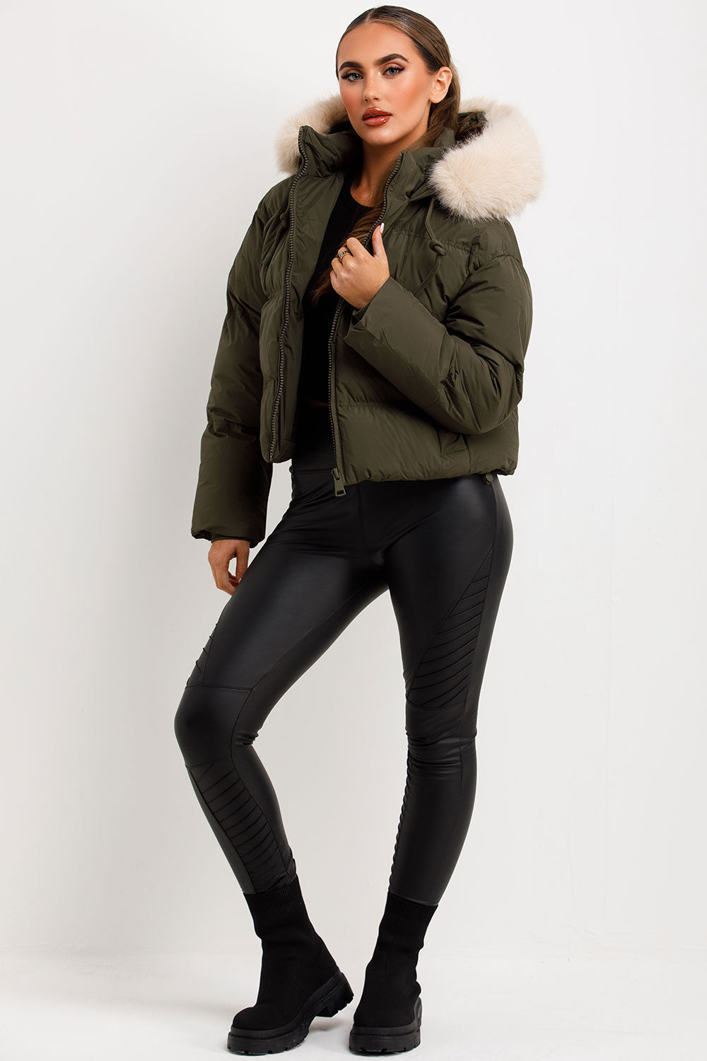 Aven | Women’s puffer jacket with faux fur hood