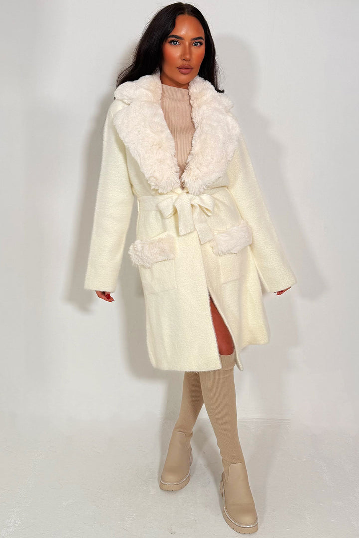 Rosetta | Women’s belted coat with faux fur collar
