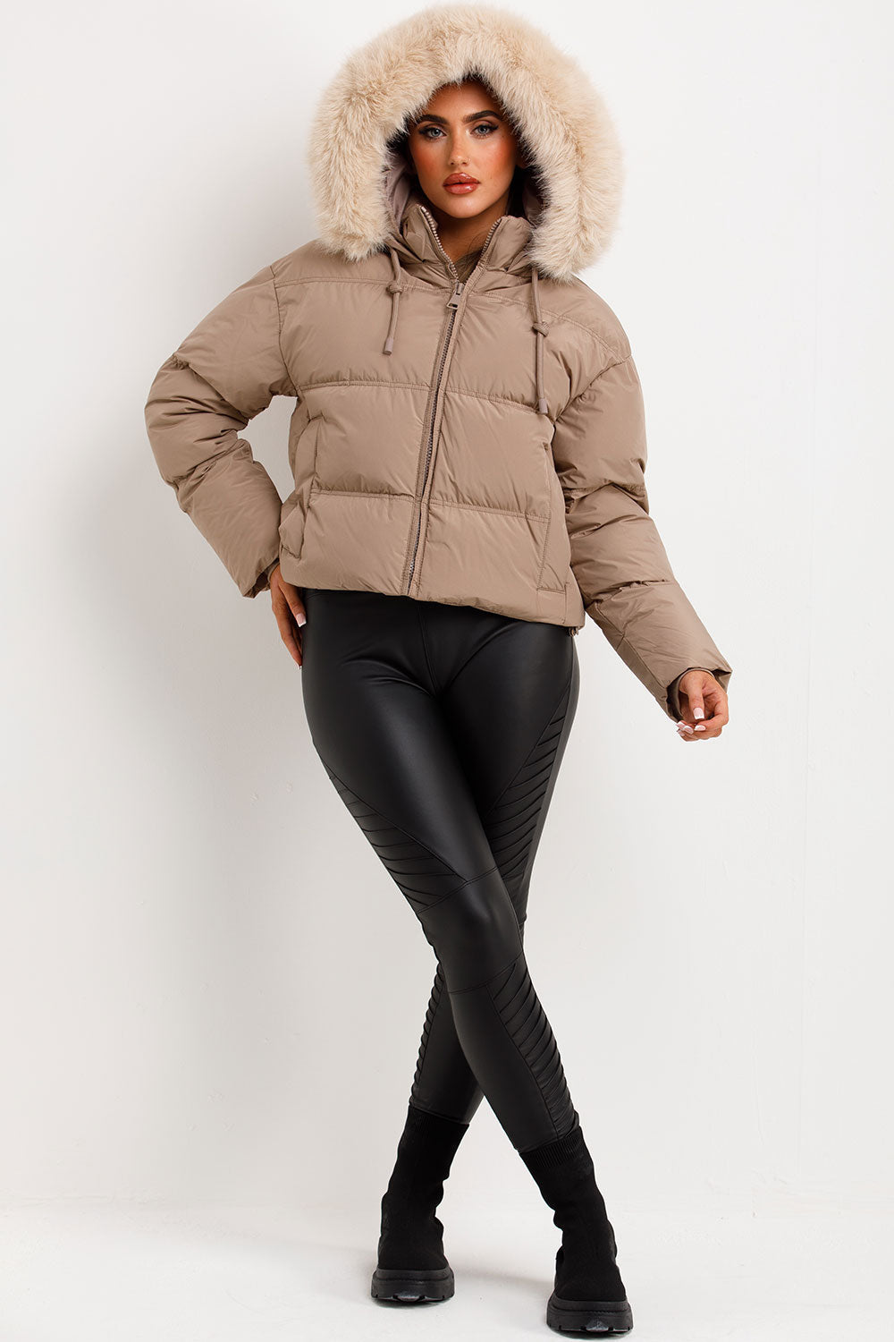 Casselyn | Women’s puffer jacket with faux fur hood