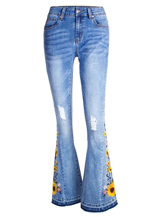 Freya | Women’s flare jeans with embroidered detail and slim fit