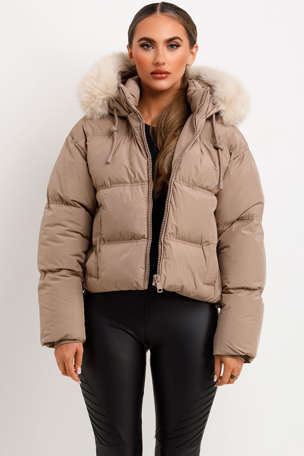Casselyn | Women’s puffer jacket with faux fur hood