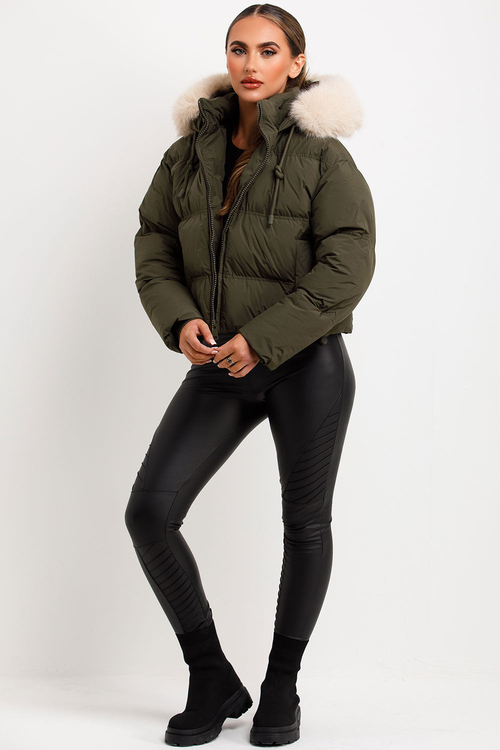 Aven | Women’s puffer jacket with faux fur hood