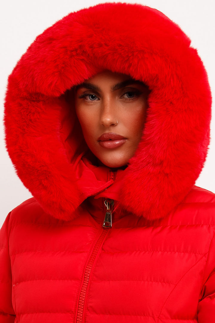 Yara | Women’s fitted puffer jacket with faux fur hood and belt