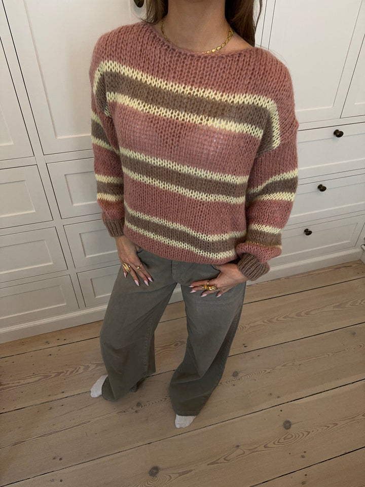 Ophelia | Women’s knit sweater with striped waist design