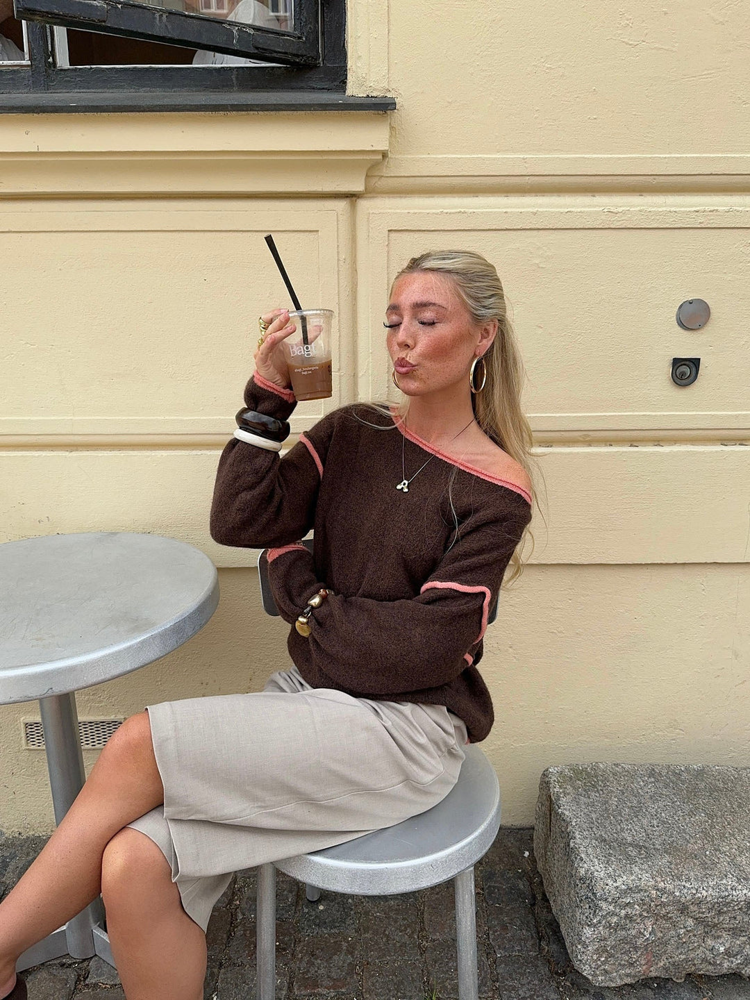 Monroe | Women’s knit sweater with contrast edge design