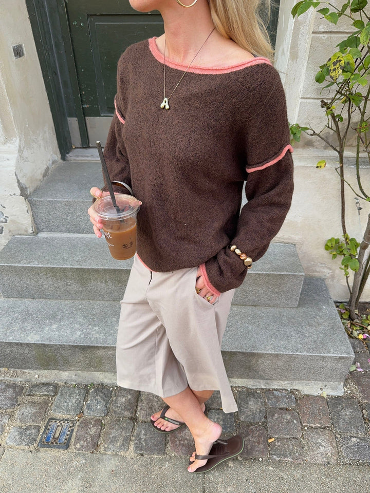 Monroe | Women’s knit sweater with contrast edge design