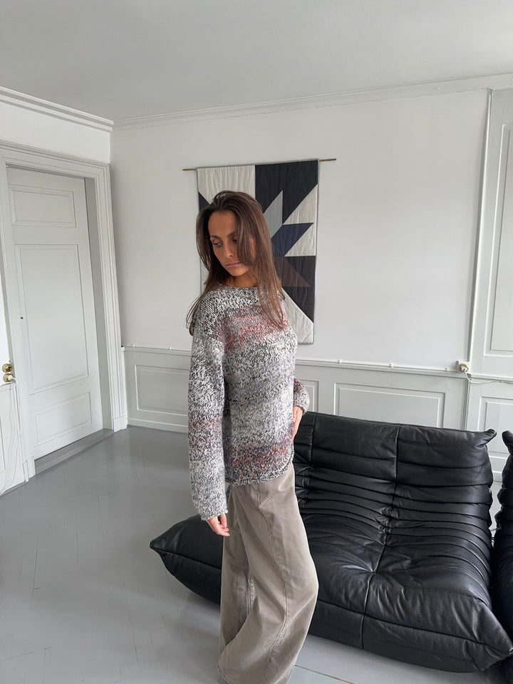 Nora | Women’s knit sweater with multicolored design