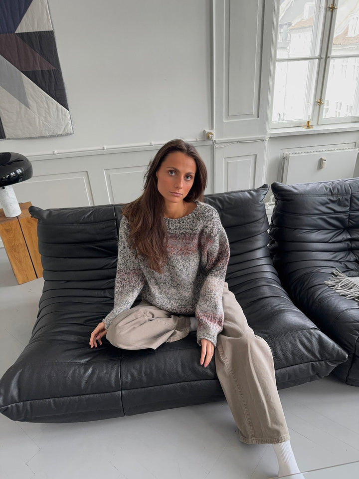 Nora | Women’s knit sweater with multicolored design