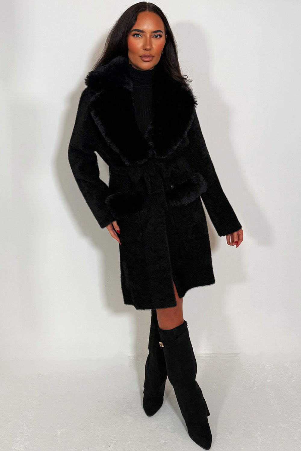 Kesslyn | Women’s belted coat with faux fur collar