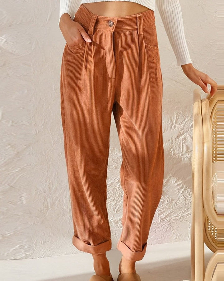 Nyla | Casual timeless corduroy pants
